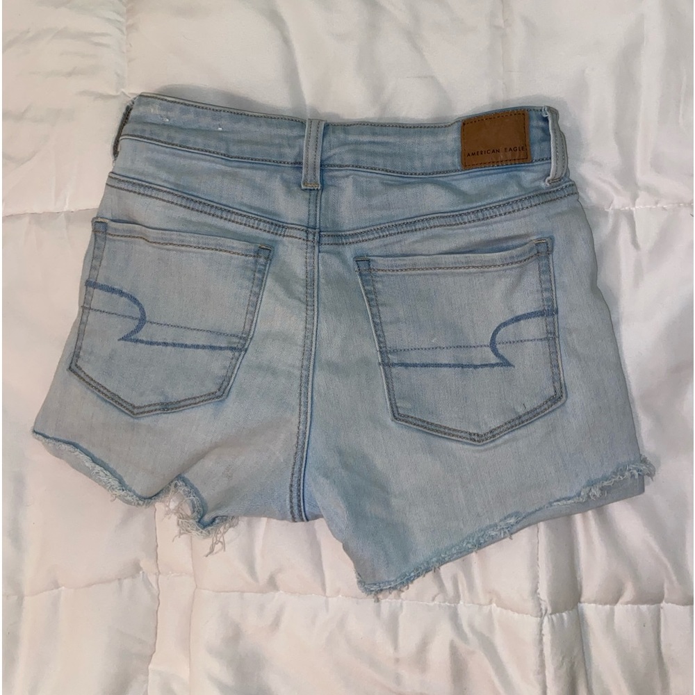 american eagle light wash jean shorts